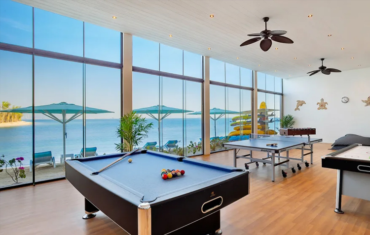 luxury pool table